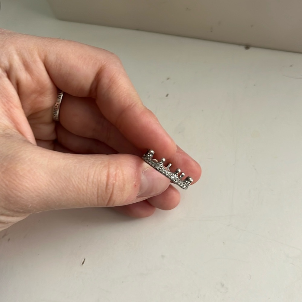 COPY - Pandora crown ring size 6